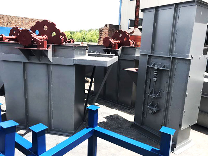 提升機電動機底座振動是怎么回事？